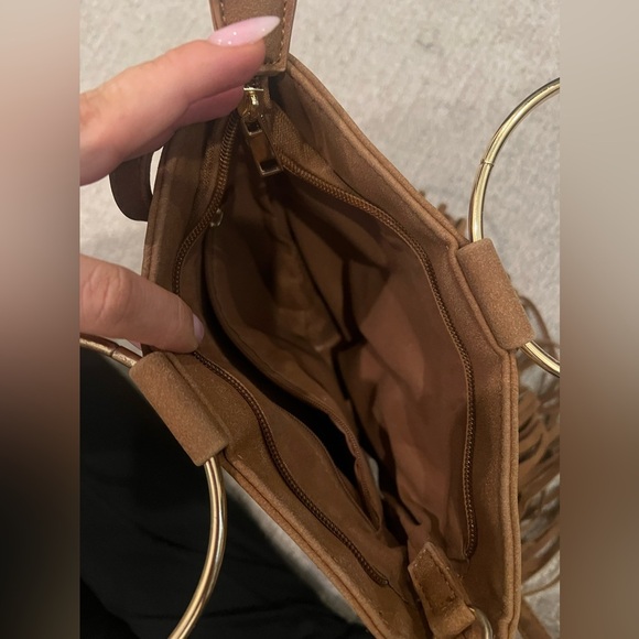 Boutique camel brown fringe crossbody bag - Picture 4 of 4